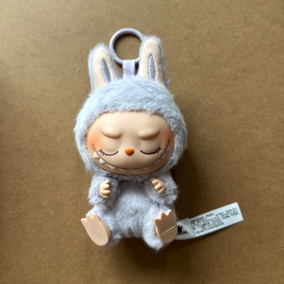 Have a Seat Labubu Zizi Plush Keychain from Pop Mart with Box and Card - Picture 2 of 10